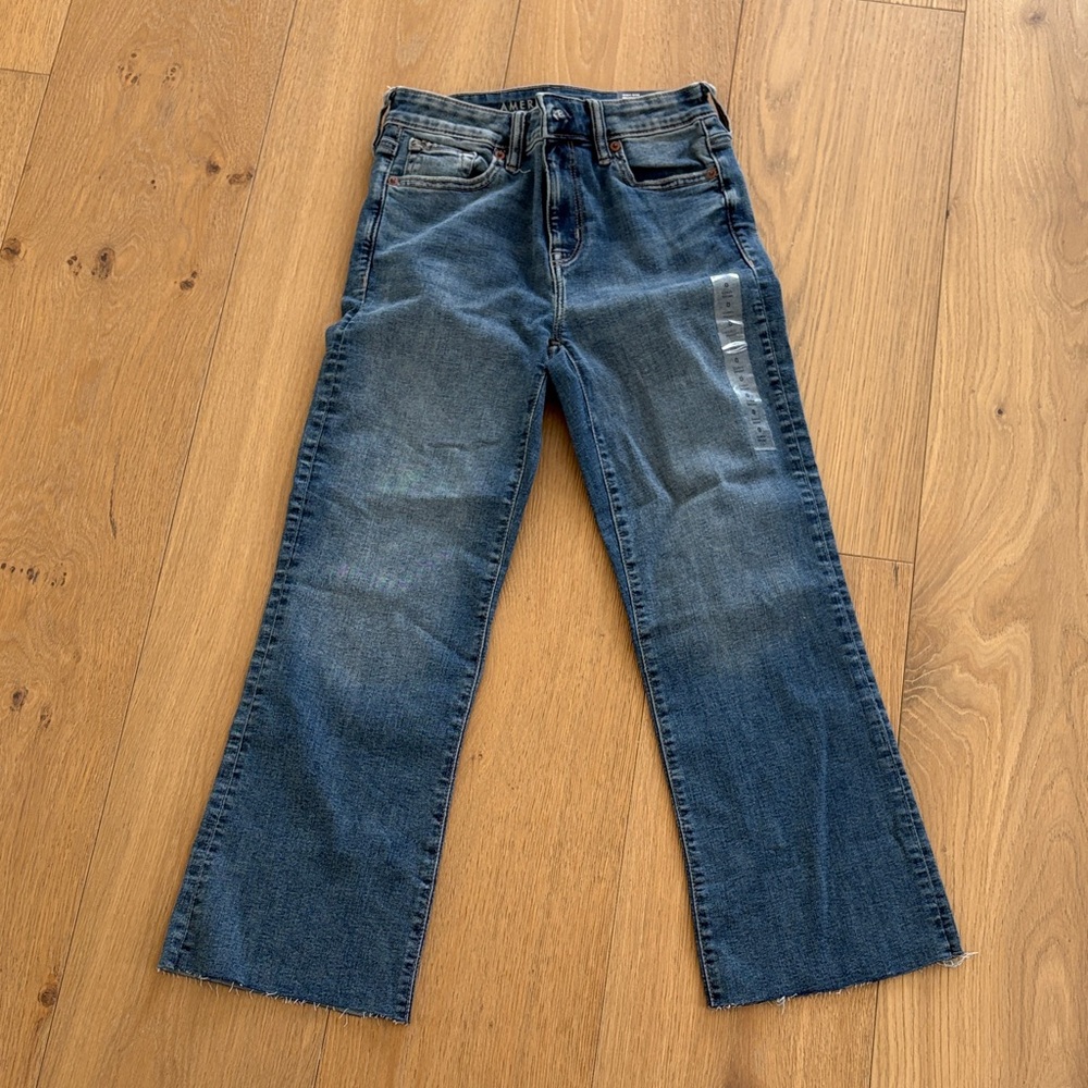 American Eagle High-Rise kick boot crop Jeans